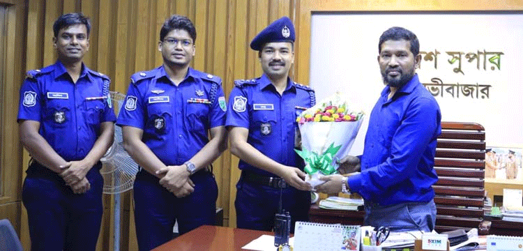 প্রধান উপদেষ্টা পদত্যাগ করবেন না: ফাইজ তাইয়েব আহমেদ