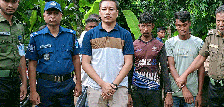 প্রধান উপদেষ্টা পদত্যাগ করবেন না: ফাইজ তাইয়েব আহমেদ প্রধান উপদেষ্টা পদত্যাগ করবেন না: ফাইজ তাইয়েব আহমেদ