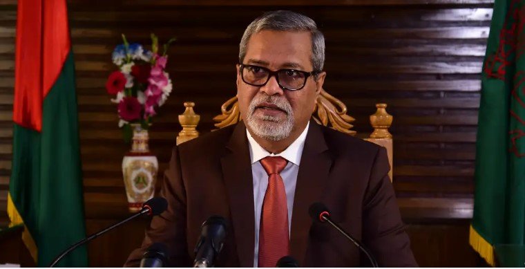 প্রধান উপদেষ্টা পদত্যাগ করবেন না: ফাইজ তাইয়েব আহমেদ প্রধান উপদেষ্টা পদত্যাগ করবেন না: ফাইজ তাইয়েব আহমেদ