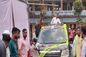 গোয়াইনঘাটে প্রধান শিক্ষকের রাজকীয় বিদায়