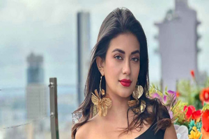 আরেফিন শুভকে বিয়ে করা সম্ভব না :মন্দিরা চক্রবর্তী
