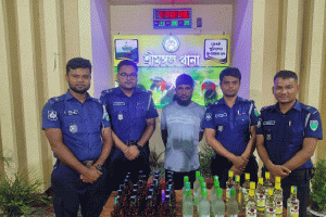 শ্রীমঙ্গলে ৪৬ বোতল বিদেশী মদসহ যুবক গ্রেফতার