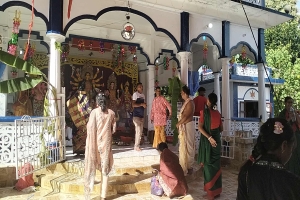 মাধবপুরে শান্তিপূর্ণভাবে পালিত সপ্তমী-অষ্টমী, নবমীতে দর্শনার্থীদের ভিড়