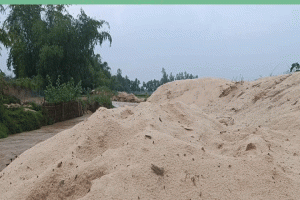 হবিগঞ্জে সিলিকা বালু লুটের মহোৎসব