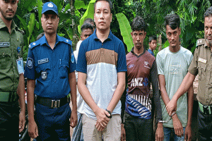 দোয়ারাবাজারে অবৈধ বালু উত্তোলন, ২ জনের কারাদণ্ড