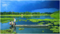 সুনামগঞ্জের হাওরে বর্ষার আকাশ 