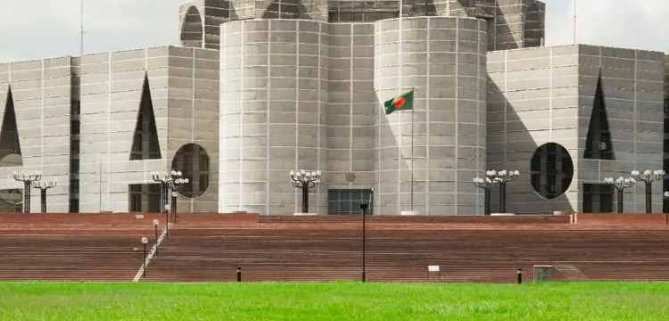 প্রধান উপদেষ্টা পদত্যাগ করবেন না: ফাইজ তাইয়েব আহমেদ