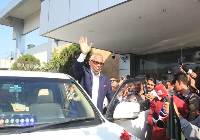 প্রধান উপদেষ্টা পদত্যাগ করবেন না: ফাইজ তাইয়েব আহমেদ