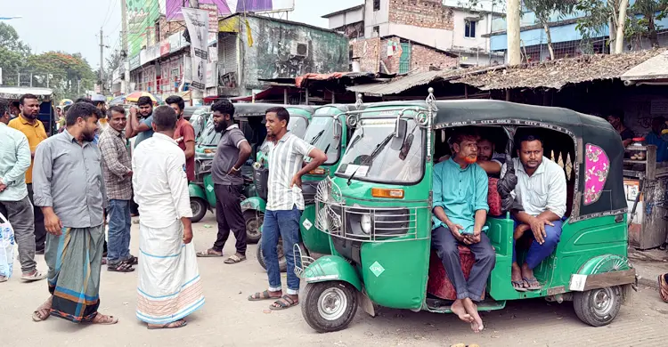 প্রধান উপদেষ্টা পদত্যাগ করবেন না: ফাইজ তাইয়েব আহমেদ