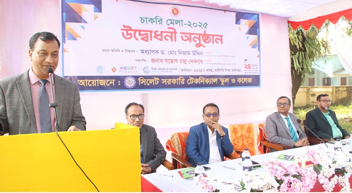 প্রধান উপদেষ্টা পদত্যাগ করবেন না: ফাইজ তাইয়েব আহমেদ