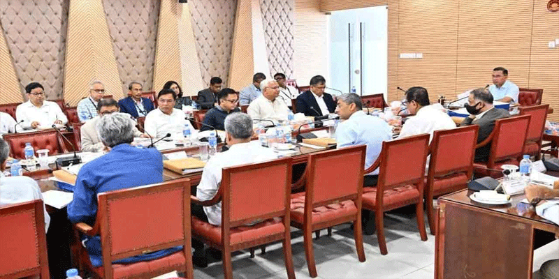 প্রধান উপদেষ্টা পদত্যাগ করবেন না: ফাইজ তাইয়েব আহমেদ