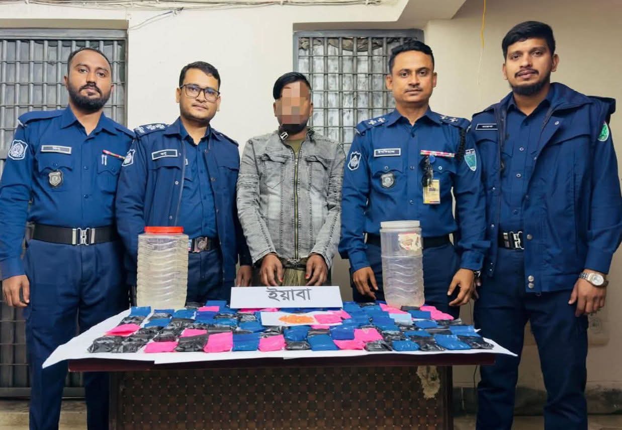প্রধান উপদেষ্টা পদত্যাগ করবেন না: ফাইজ তাইয়েব আহমেদ