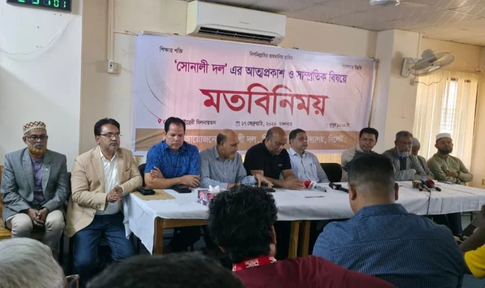 প্রধান উপদেষ্টা পদত্যাগ করবেন না: ফাইজ তাইয়েব আহমেদ