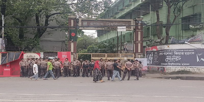 প্রধান উপদেষ্টা পদত্যাগ করবেন না: ফাইজ তাইয়েব আহমেদ