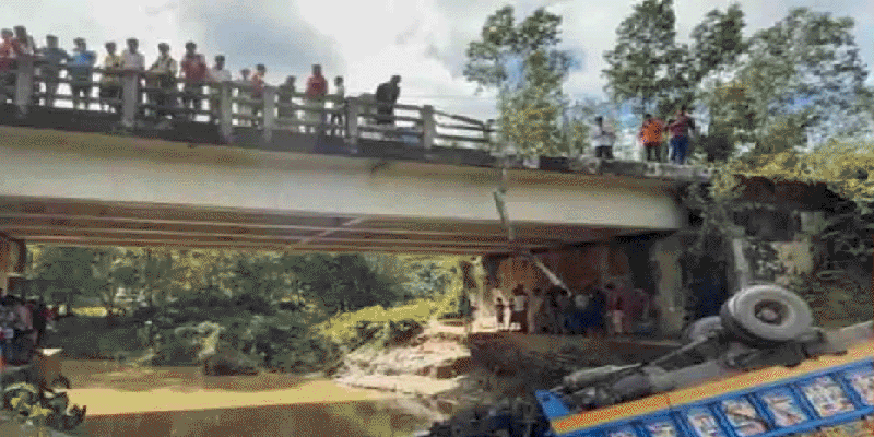 প্রধান উপদেষ্টা পদত্যাগ করবেন না: ফাইজ তাইয়েব আহমেদ