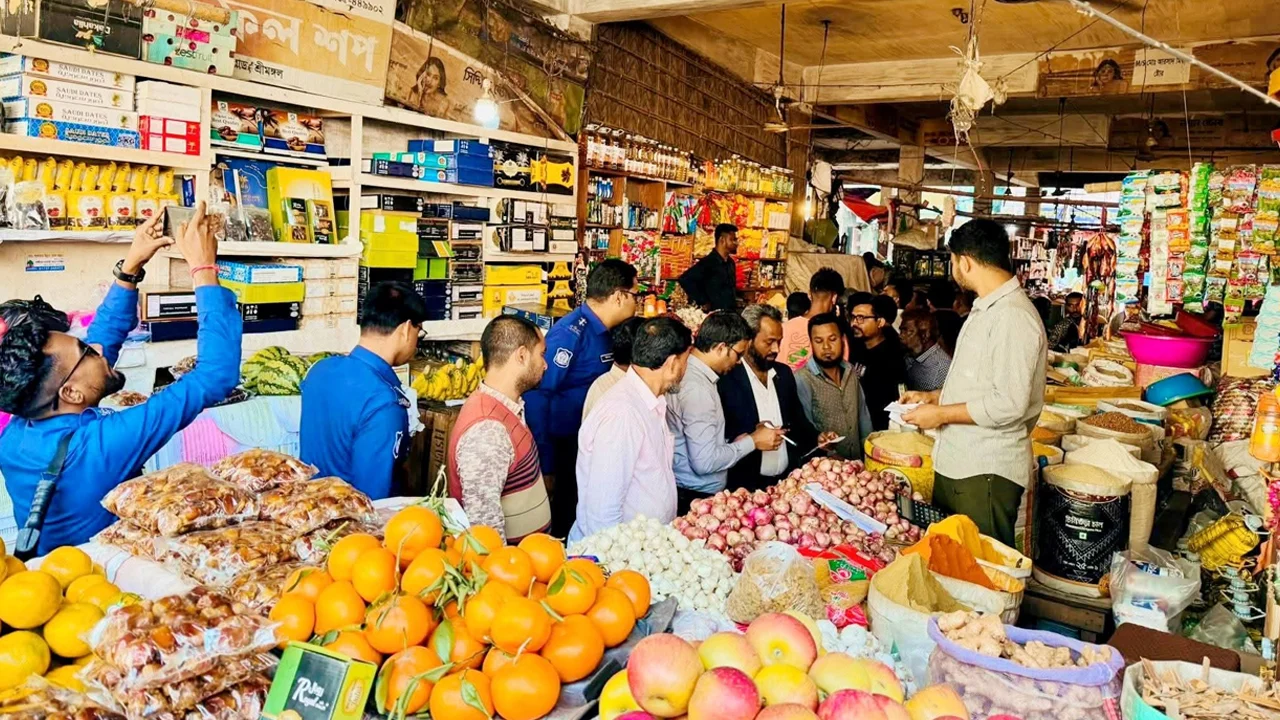 প্রধান উপদেষ্টা পদত্যাগ করবেন না: ফাইজ তাইয়েব আহমেদ