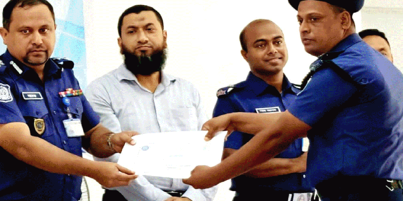 প্রধান উপদেষ্টা পদত্যাগ করবেন না: ফাইজ তাইয়েব আহমেদ