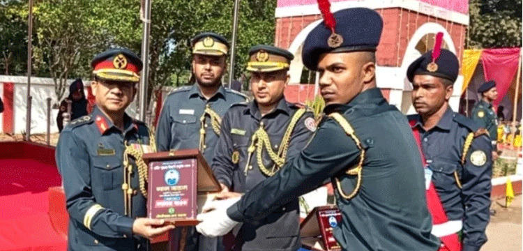 প্রধান উপদেষ্টা পদত্যাগ করবেন না: ফাইজ তাইয়েব আহমেদ