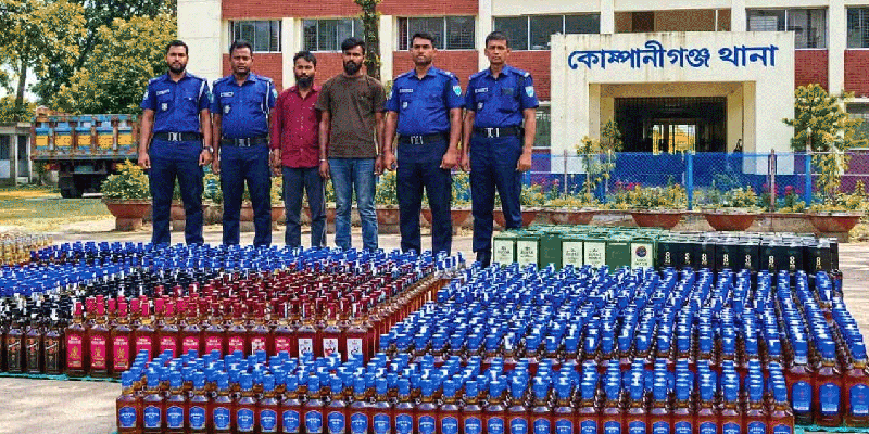 প্রধান উপদেষ্টা পদত্যাগ করবেন না: ফাইজ তাইয়েব আহমেদ