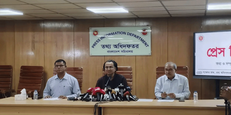 প্রধান উপদেষ্টা পদত্যাগ করবেন না: ফাইজ তাইয়েব আহমেদ
