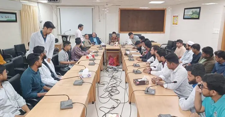 প্রধান উপদেষ্টা পদত্যাগ করবেন না: ফাইজ তাইয়েব আহমেদ