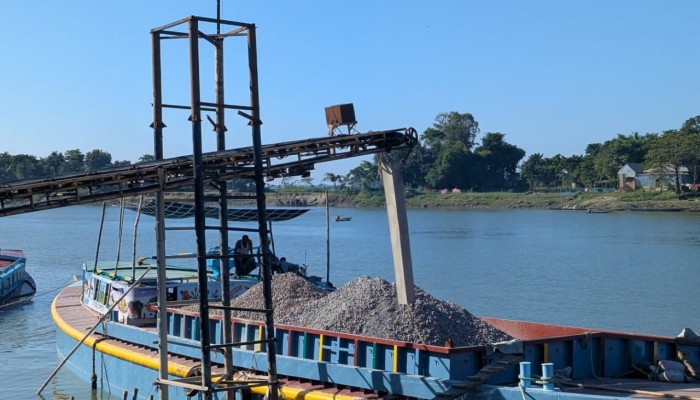 প্রধান উপদেষ্টা পদত্যাগ করবেন না: ফাইজ তাইয়েব আহমেদ