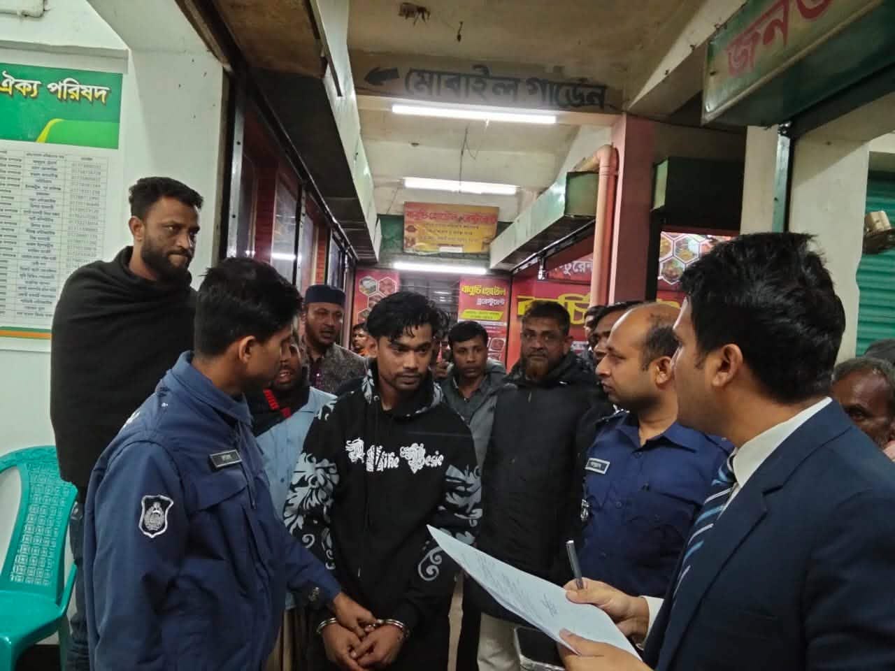 প্রধান উপদেষ্টা পদত্যাগ করবেন না: ফাইজ তাইয়েব আহমেদ