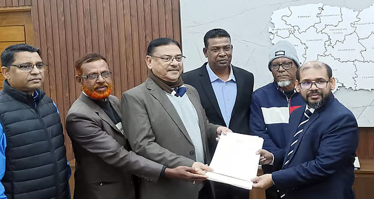 প্রধান উপদেষ্টা পদত্যাগ করবেন না: ফাইজ তাইয়েব আহমেদ