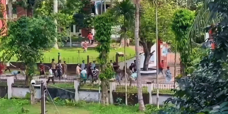 প্রধান উপদেষ্টা পদত্যাগ করবেন না: ফাইজ তাইয়েব আহমেদ