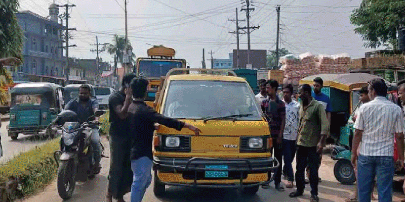 প্রধান উপদেষ্টা পদত্যাগ করবেন না: ফাইজ তাইয়েব আহমেদ