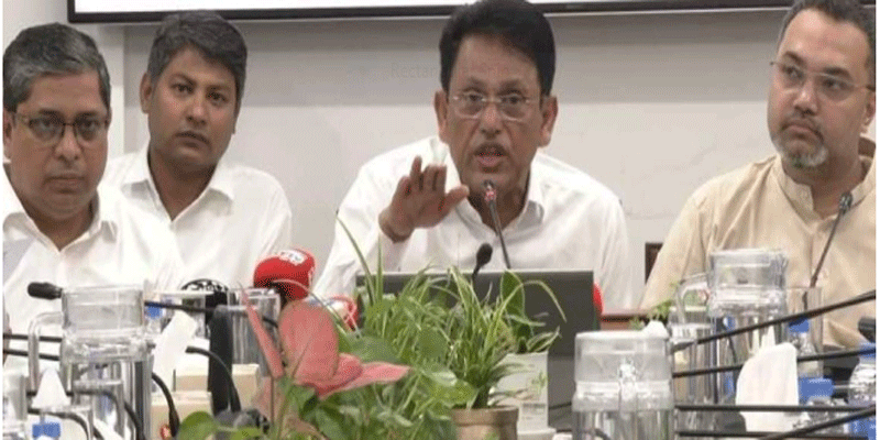 প্রধান উপদেষ্টা পদত্যাগ করবেন না: ফাইজ তাইয়েব আহমেদ
