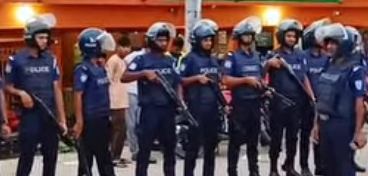 প্রধান উপদেষ্টা পদত্যাগ করবেন না: ফাইজ তাইয়েব আহমেদ