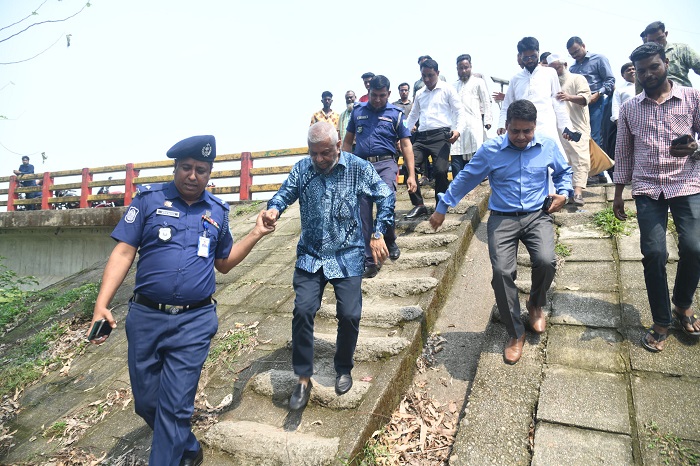 প্রধান উপদেষ্টা পদত্যাগ করবেন না: ফাইজ তাইয়েব আহমেদ