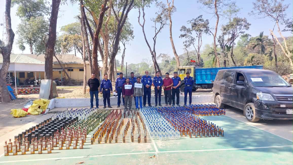 প্রধান উপদেষ্টা পদত্যাগ করবেন না: ফাইজ তাইয়েব আহমেদ