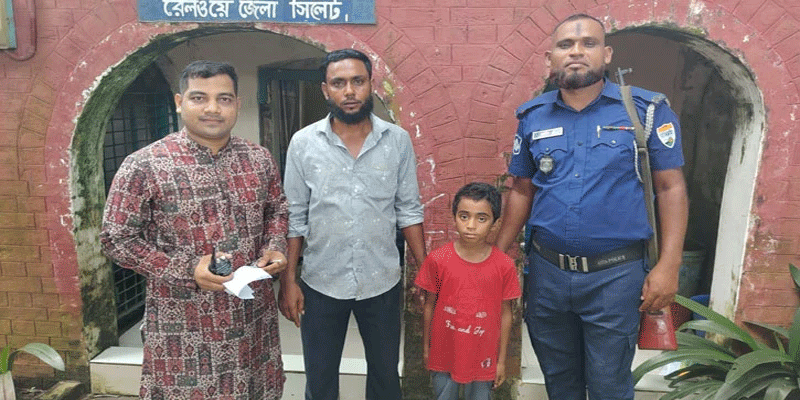 প্রধান উপদেষ্টা পদত্যাগ করবেন না: ফাইজ তাইয়েব আহমেদ
