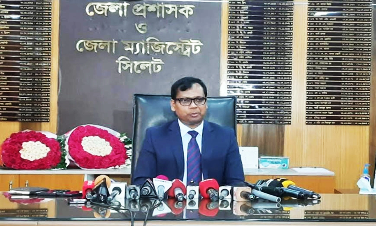 প্রধান উপদেষ্টা পদত্যাগ করবেন না: ফাইজ তাইয়েব আহমেদ