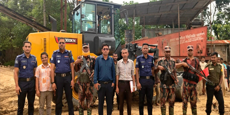 প্রধান উপদেষ্টা পদত্যাগ করবেন না: ফাইজ তাইয়েব আহমেদ