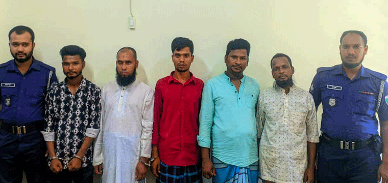 প্রধান উপদেষ্টা পদত্যাগ করবেন না: ফাইজ তাইয়েব আহমেদ