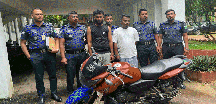 প্রধান উপদেষ্টা পদত্যাগ করবেন না: ফাইজ তাইয়েব আহমেদ