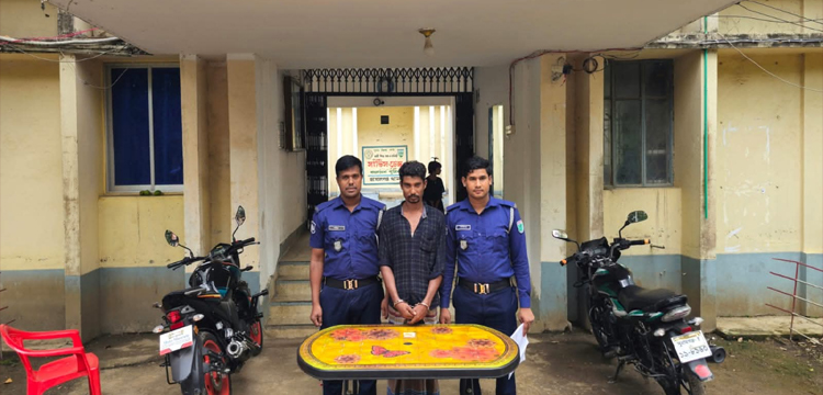 প্রধান উপদেষ্টা পদত্যাগ করবেন না: ফাইজ তাইয়েব আহমেদ