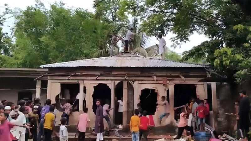 প্রধান উপদেষ্টা পদত্যাগ করবেন না: ফাইজ তাইয়েব আহমেদ