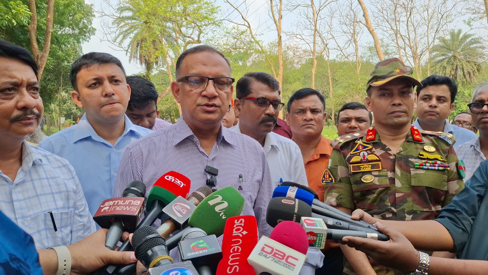 প্রধান উপদেষ্টা পদত্যাগ করবেন না: ফাইজ তাইয়েব আহমেদ