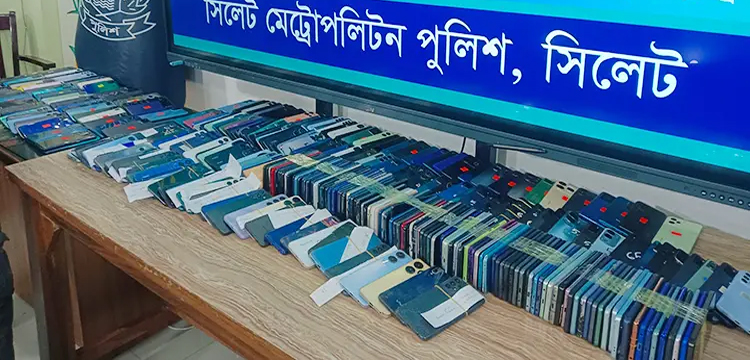 প্রধান উপদেষ্টা পদত্যাগ করবেন না: ফাইজ তাইয়েব আহমেদ