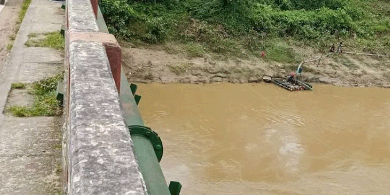 প্রধান উপদেষ্টা পদত্যাগ করবেন না: ফাইজ তাইয়েব আহমেদ