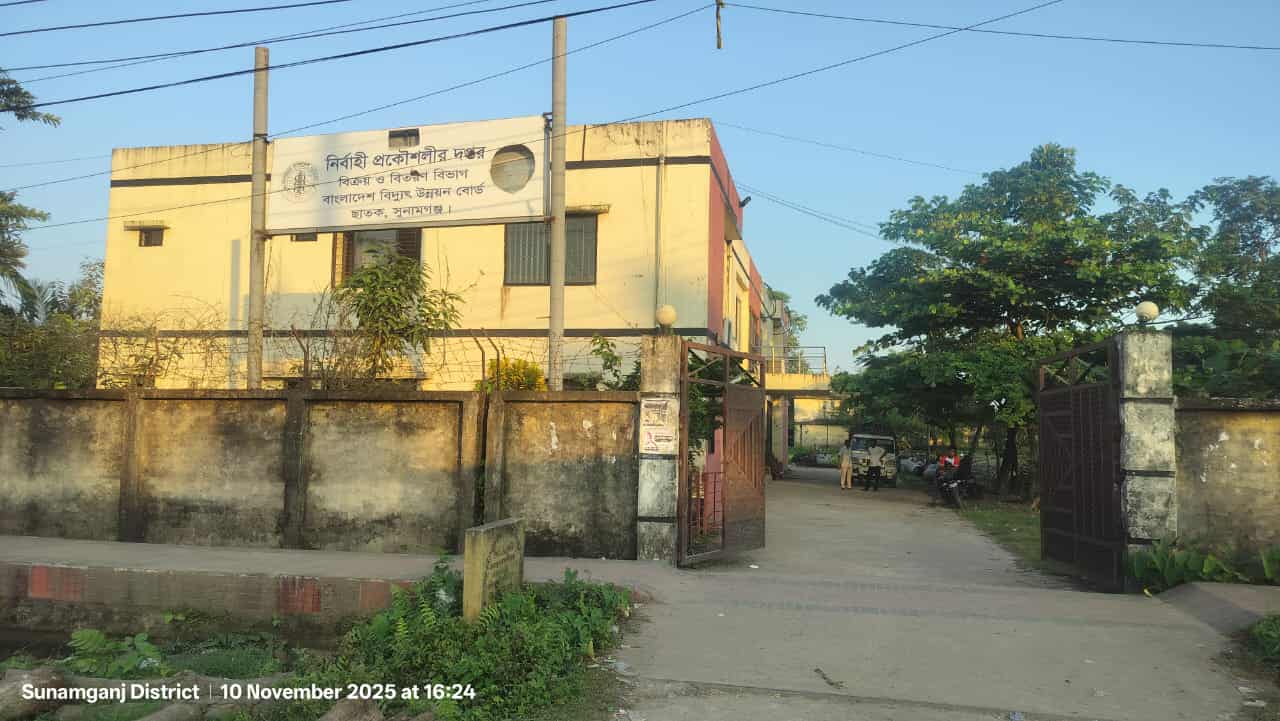 প্রধান উপদেষ্টা পদত্যাগ করবেন না: ফাইজ তাইয়েব আহমেদ