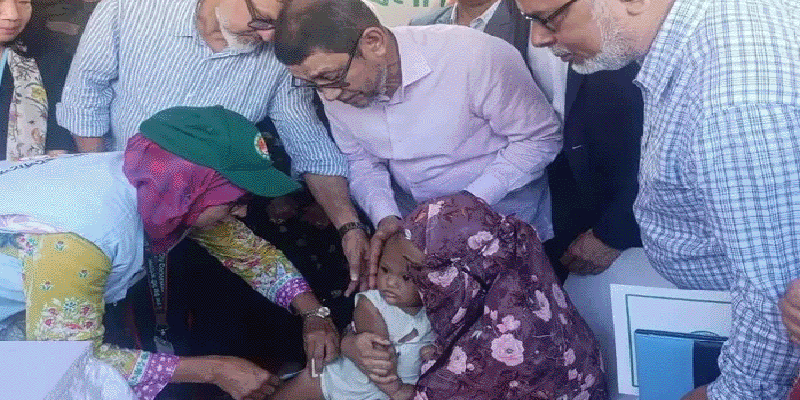 প্রধান উপদেষ্টা পদত্যাগ করবেন না: ফাইজ তাইয়েব আহমেদ