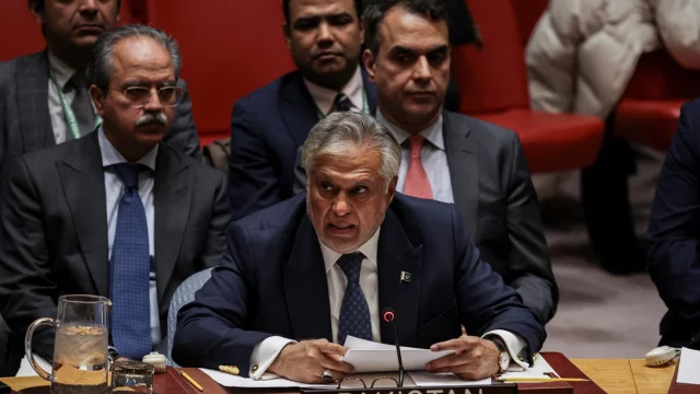 প্রধান উপদেষ্টা পদত্যাগ করবেন না: ফাইজ তাইয়েব আহমেদ