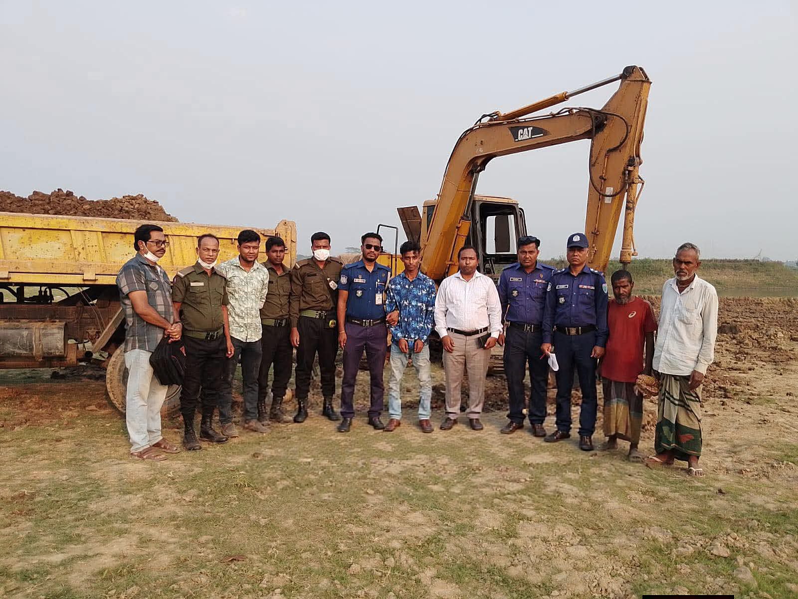 প্রধান উপদেষ্টা পদত্যাগ করবেন না: ফাইজ তাইয়েব আহমেদ