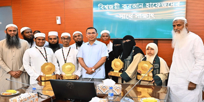 প্রধান উপদেষ্টা পদত্যাগ করবেন না: ফাইজ তাইয়েব আহমেদ