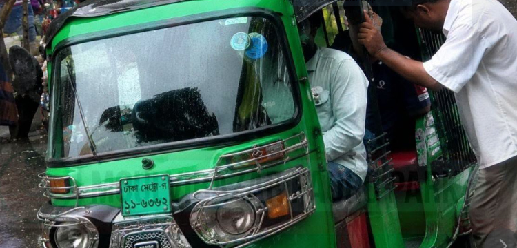 প্রধান উপদেষ্টা পদত্যাগ করবেন না: ফাইজ তাইয়েব আহমেদ